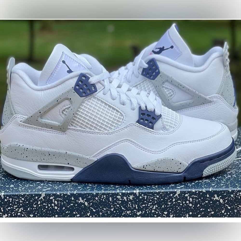 Air Jordan 4 Retro White/Midnight Navy - size 10.5 - Picture 3 of 8